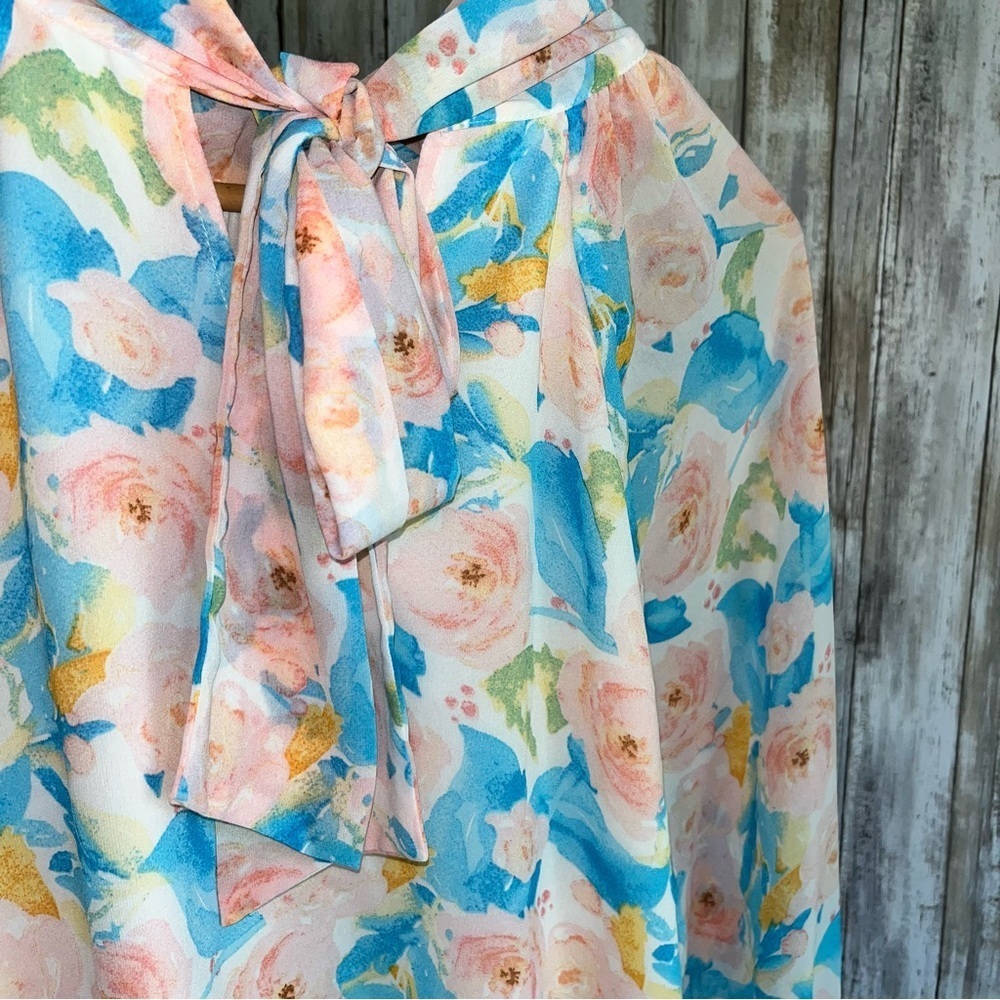 Entro Floral Blouse - Picture 5 of 5